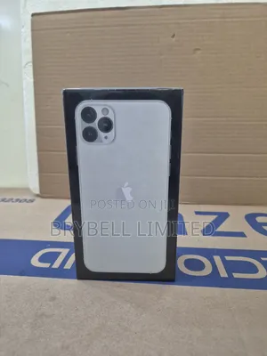 New Apple iPhone 11 Pro Max 256 GB Silver
