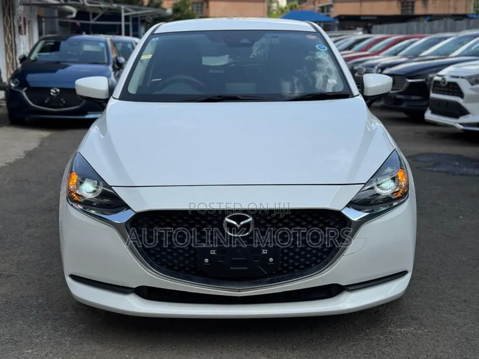 Mazda 2 2020 White