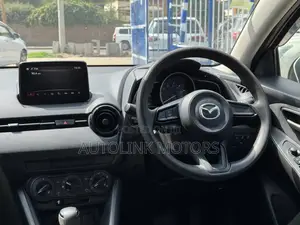 Mazda 2 2020 White
