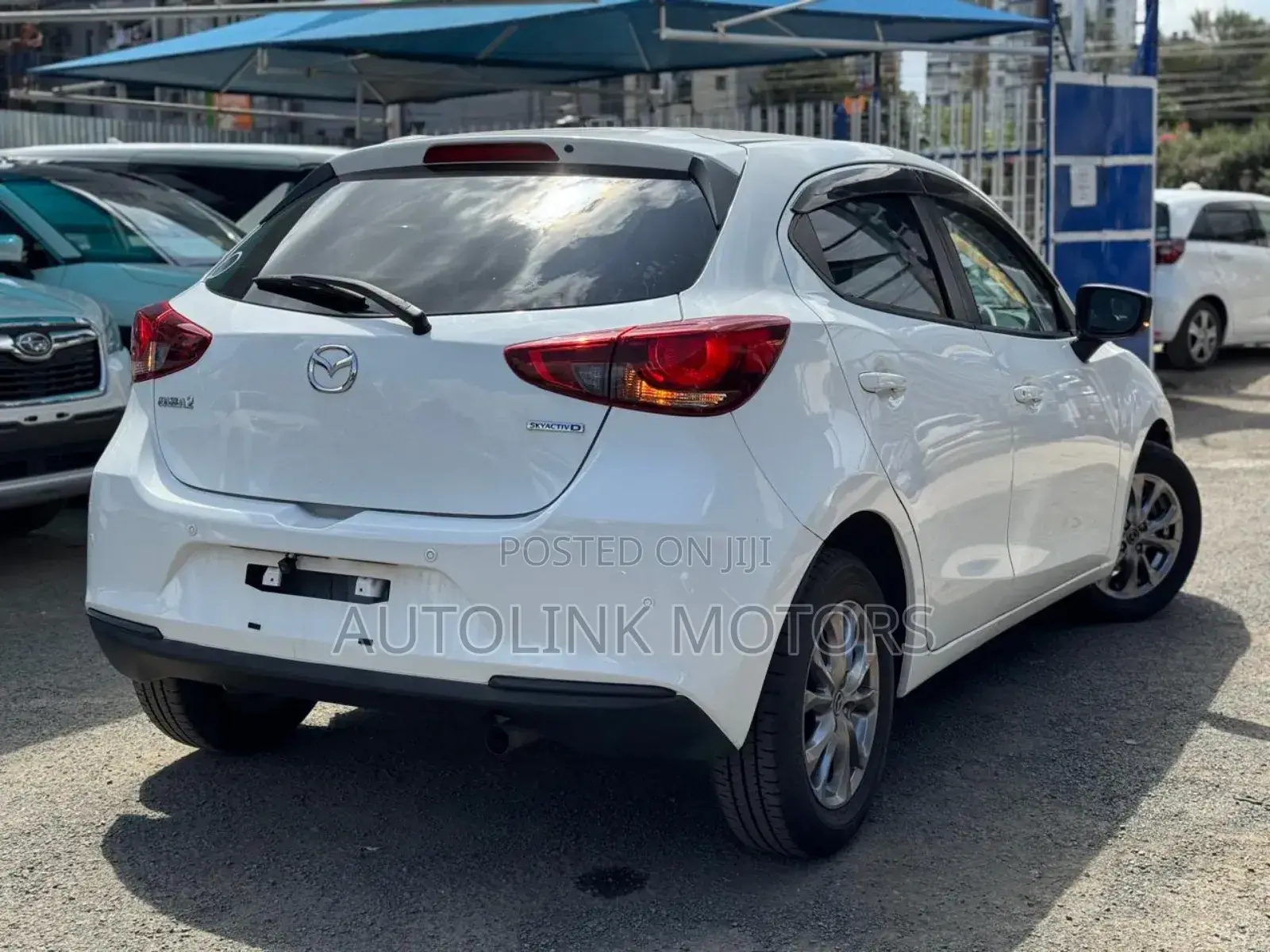 Mazda 2 2020 White