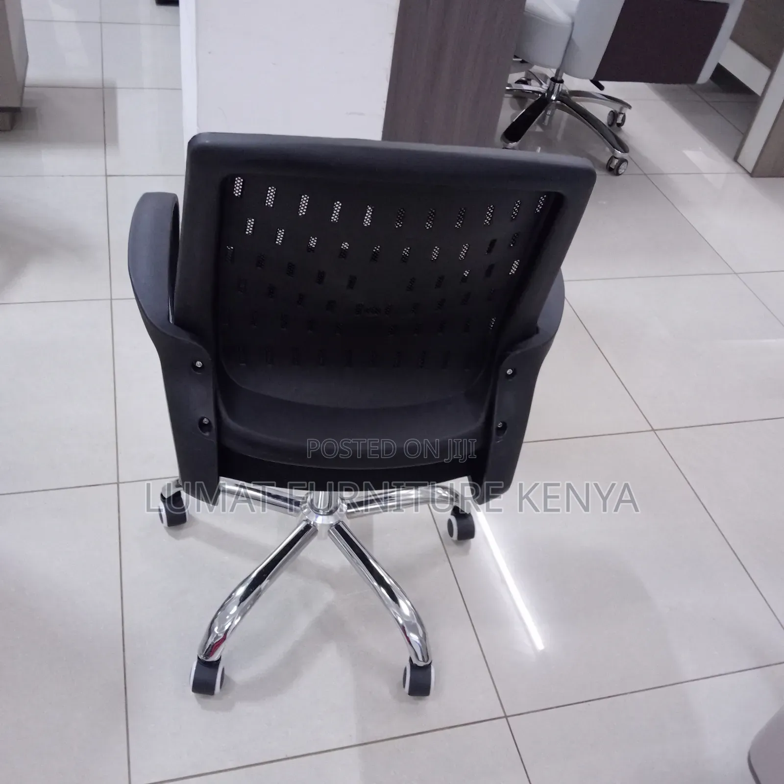 5. Strong-Back Mesh Swivel Chair