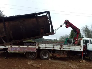 Crane Services Available for Hoisting and Logistics