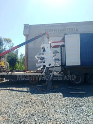 Transit Cranes for Hoisting and Logistics Services Are Available