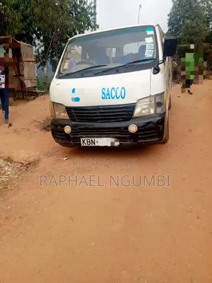 Nissan Caravan (Urvan) 2004 White