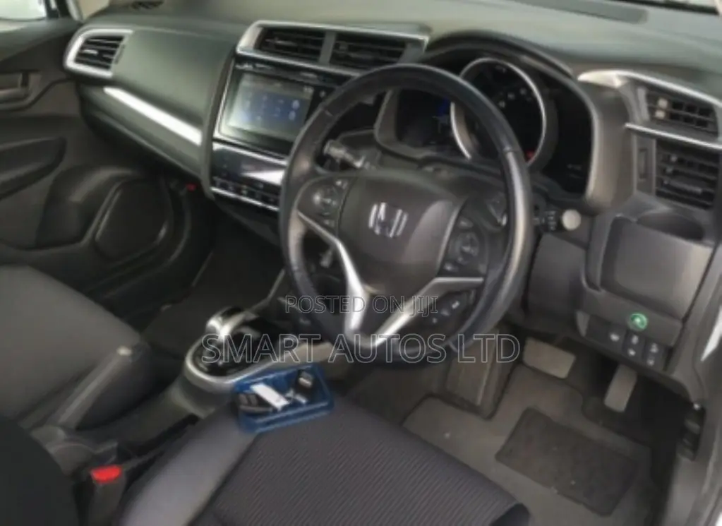 Honda Fit Sport 2018 White