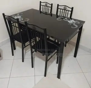 Modern Executive Four-Seater Dining Table