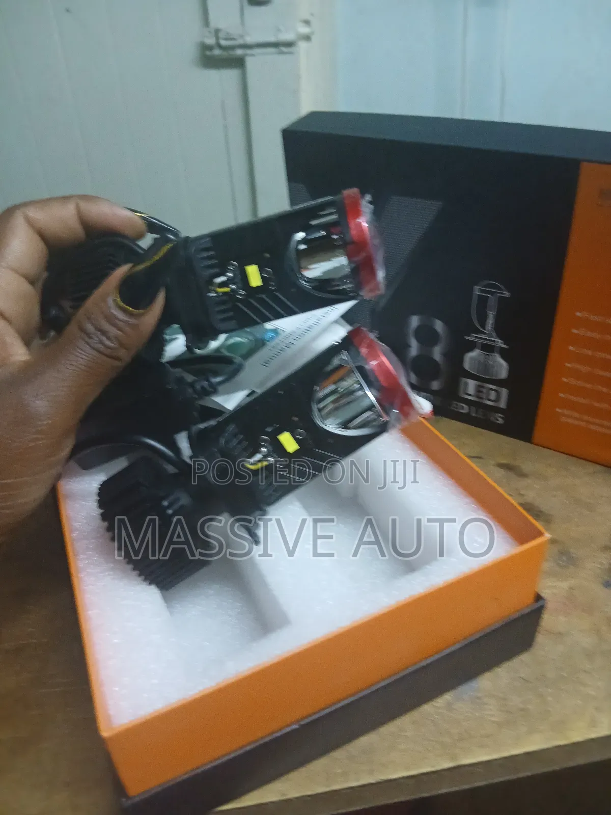 Y 8 Mini Projector Headligts Bulb
