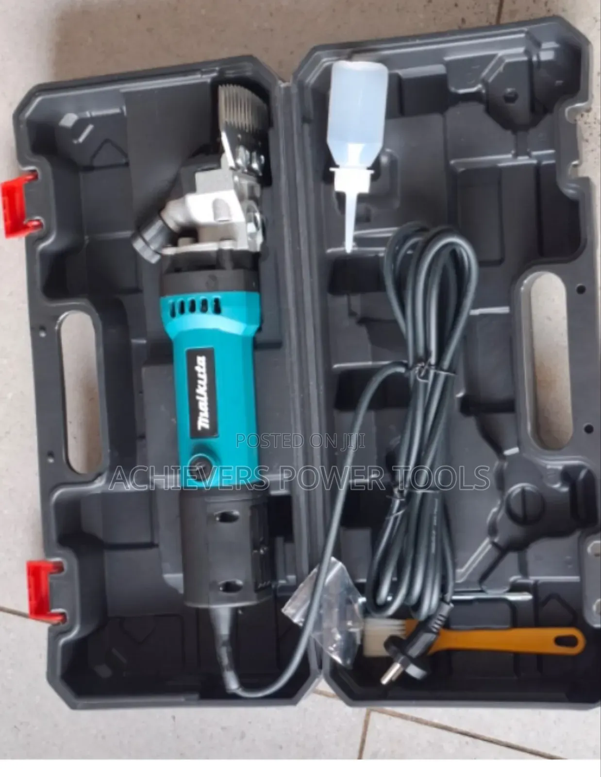 Makita Electric Sheep Clipper
