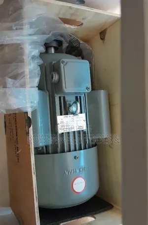 7.5hp Single Phase 2900rpm Stcl Brand Electric Motor Pulley Attached