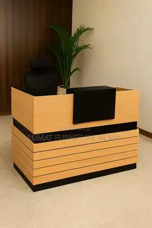 Welcome Desk, Service Counter
