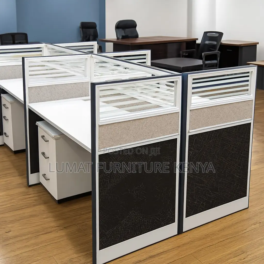 4-Person Team Workstation