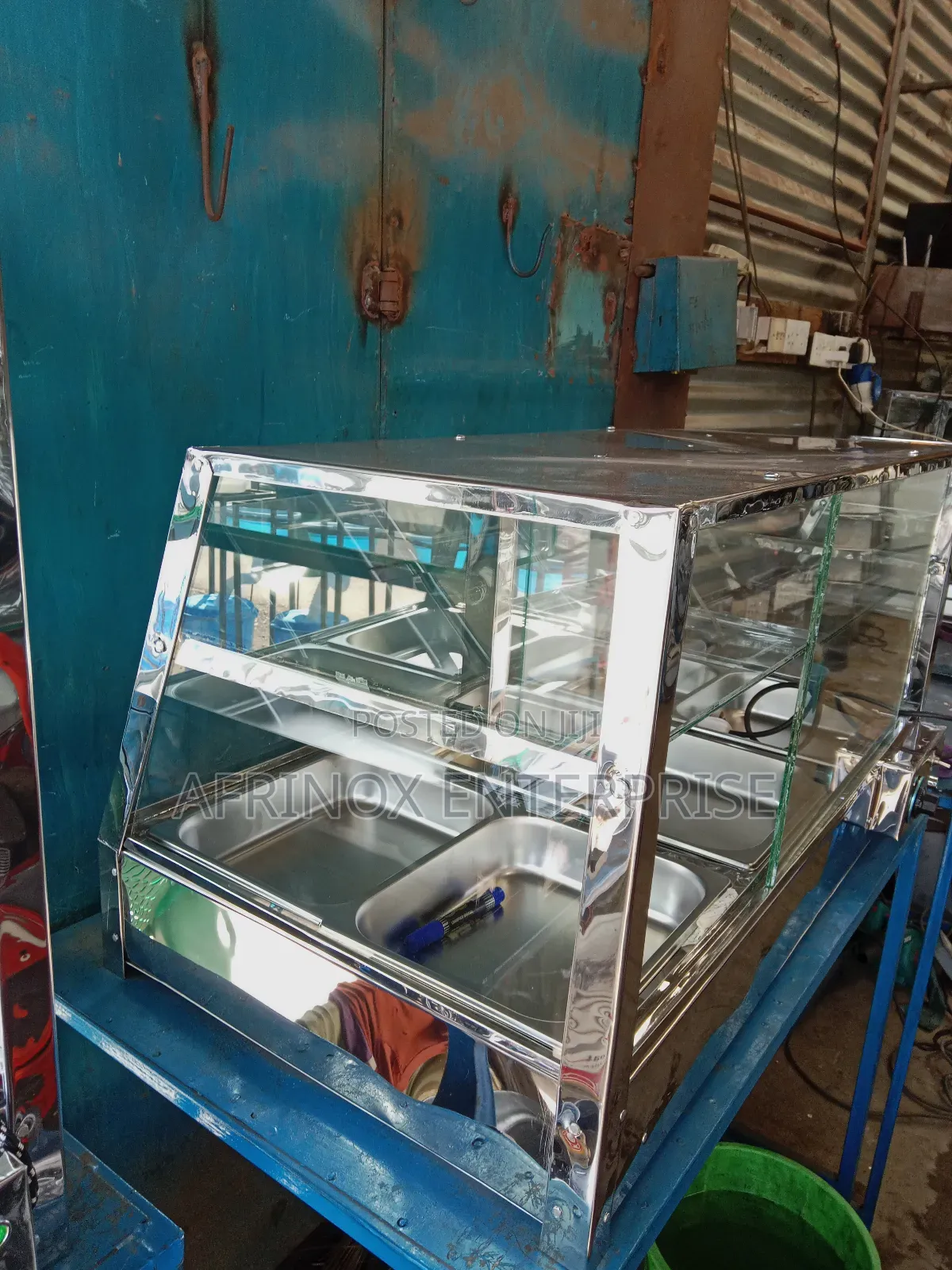 5 Inserts Snacks Display, Electric With Glass Outer Cover