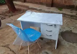 Office Desk/Eames Chair