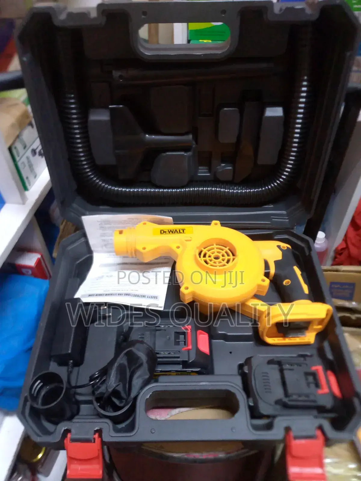 Dewalt Rechargeable Dust Blower
