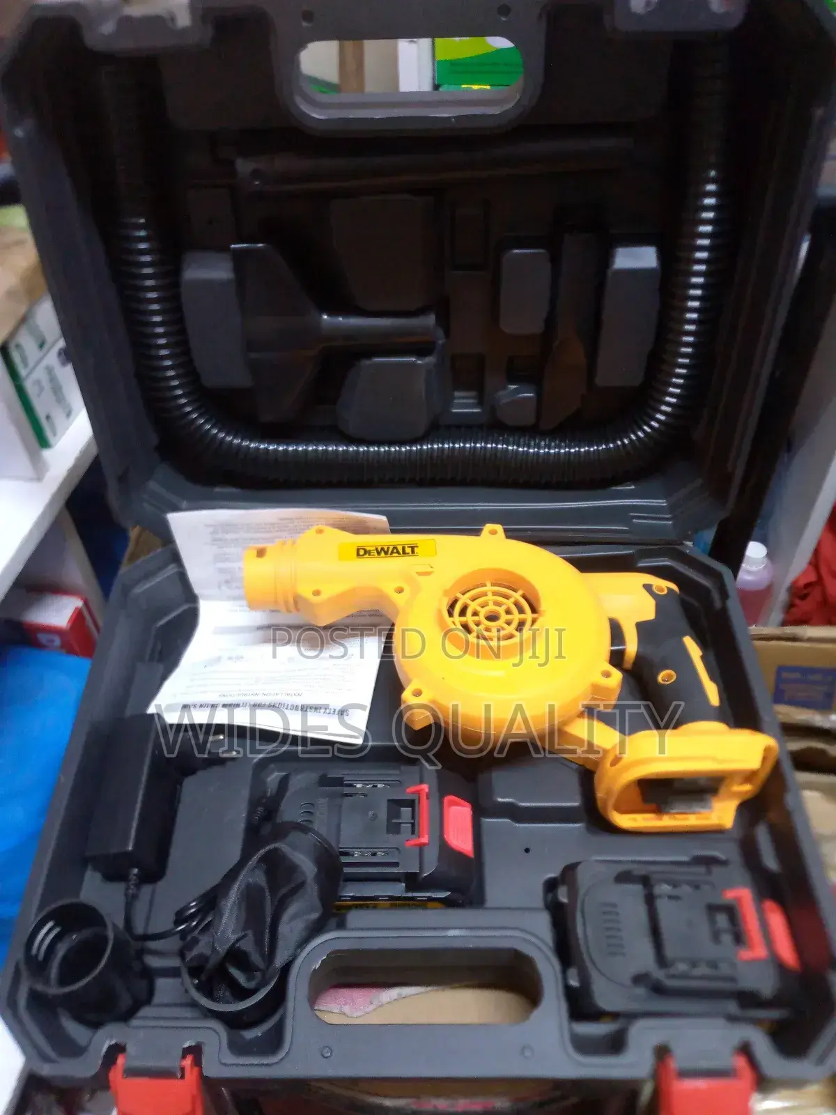 Dewalt Rechargeable Dust Blower