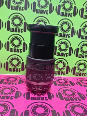 Original Canon 18-200 Wide Zoom Lens