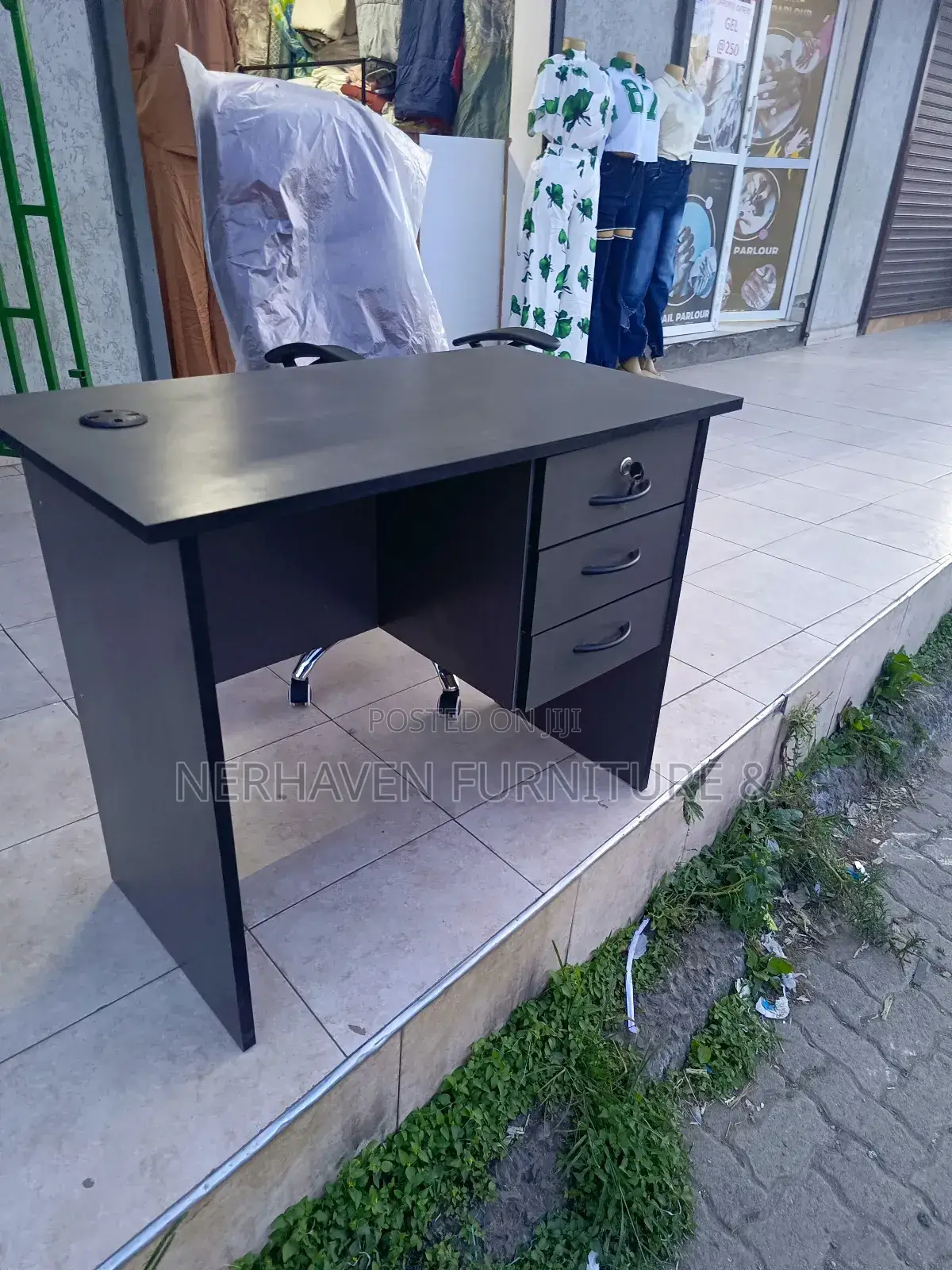 Meza Ya Kusomea Study Table