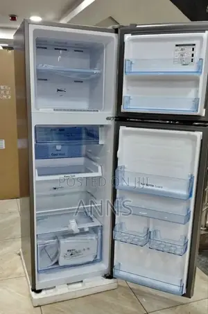 Samsung 253 L Refrigerator