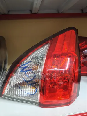 Honda Vezel Taillight