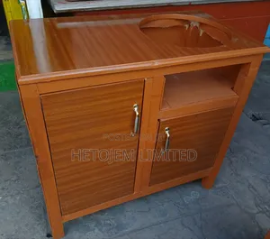 Kabati La Jikoni La Kisasa Lenye Sehemu Ya Gesi