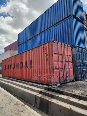 Giant 40ft High Cube Shipping Containers