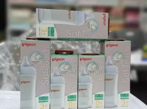 Pigeon Softouch Pp (Polypropylene) Baby Feeding Bottles