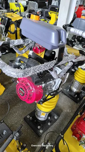 Commercial Heavy Duty Tmping Rammer Machine Honda Engine.