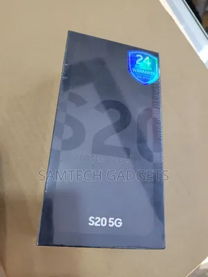 New Samsung Galaxy S20 128 GB White