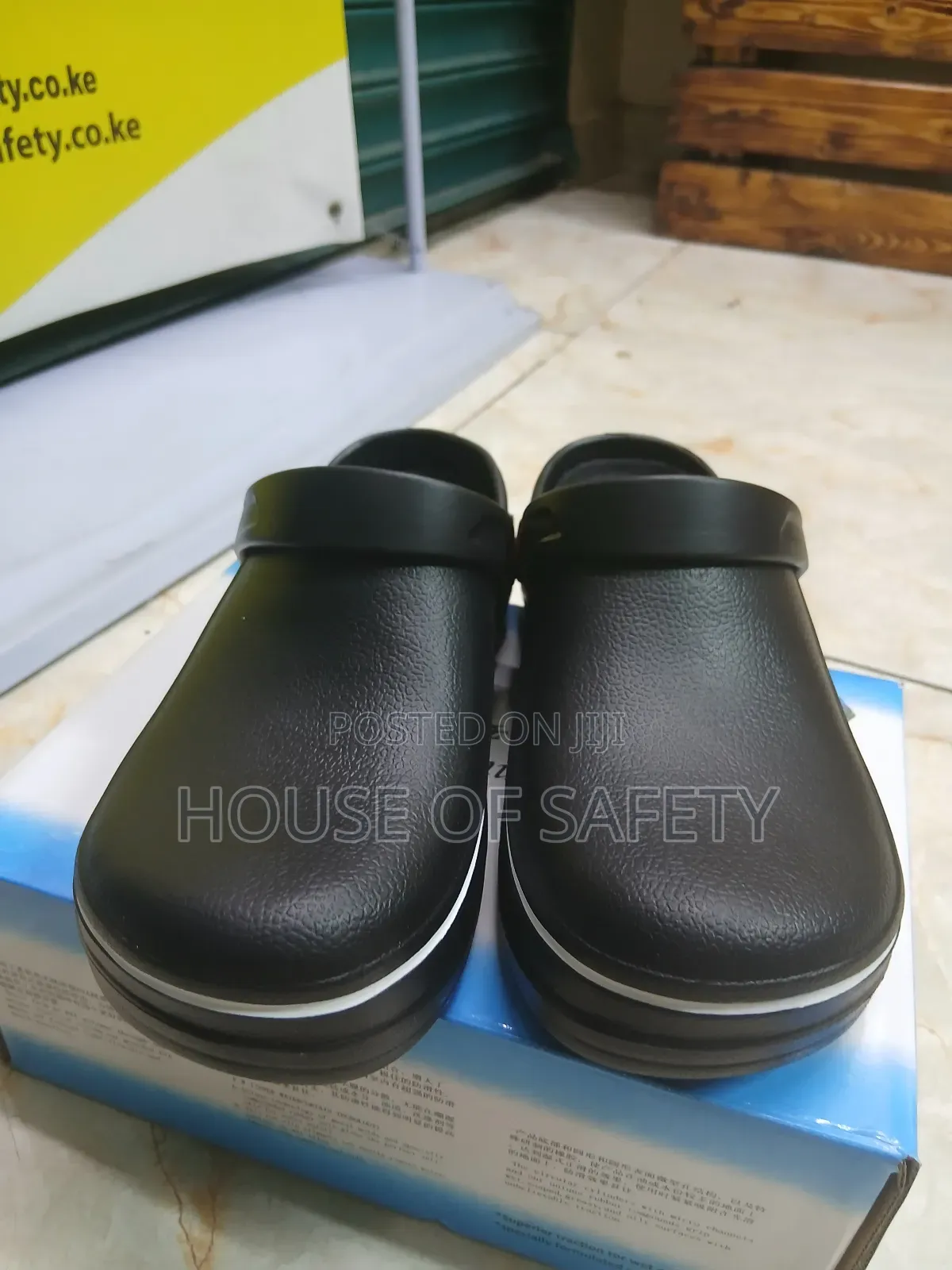 Black Crocs