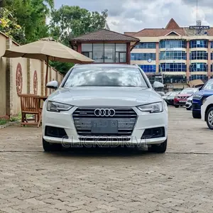 Audi A4 2.0T Premium AWD quattro 2017 White