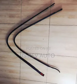 Hilux Vigo Roof Moulding.