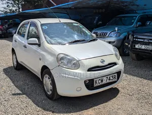 Nissan March 1.2 FWD 2012 White