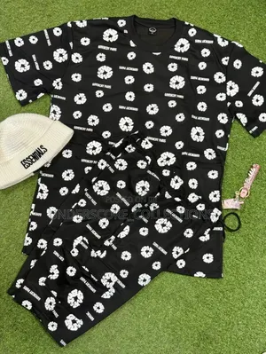 White and Black Two Set Short Piece