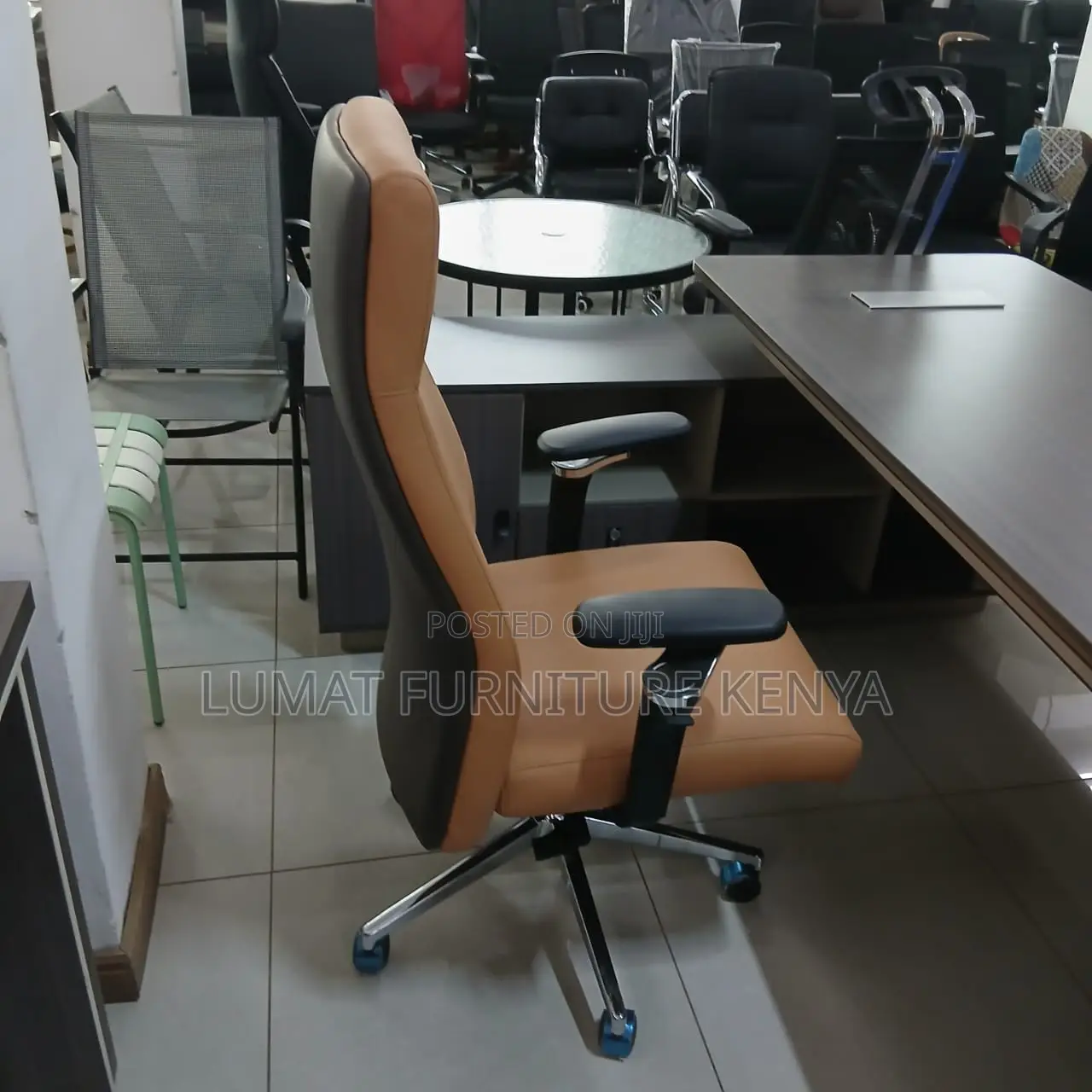 High Back Executive Brown Staff Seat