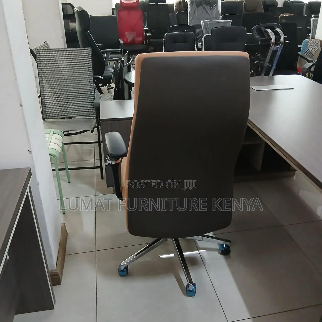 High Back Executive Brown Staff Seat