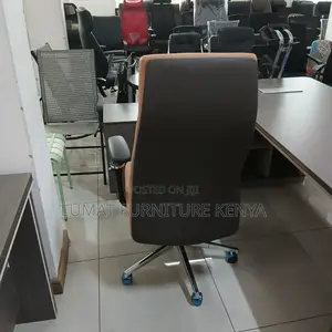 High Back Executive Brown Staff Seat
