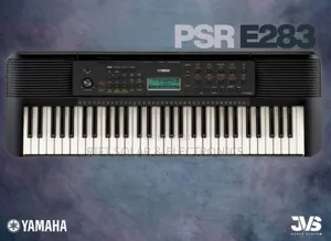 Yamaha PSR E283 Portable Keyboard With Original Adapter