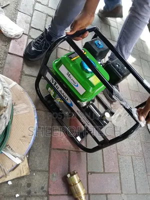 Milano Italia Concrete Pocker Vibrator