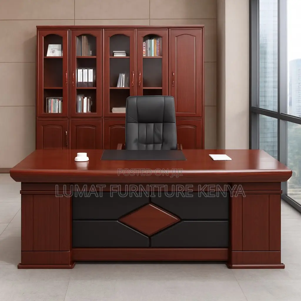 Mahogany Office Desk – Elegant Durable