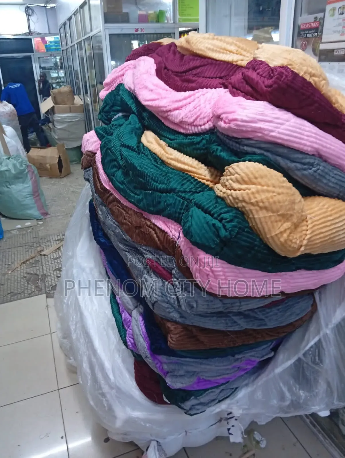 Single Plush Velvet Duvets Available