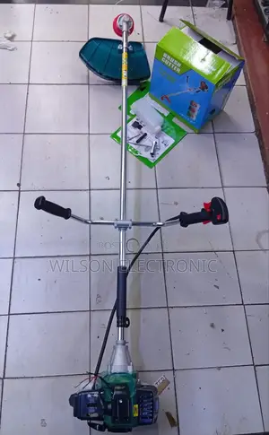 Brush Cutter. Btmax 2 Stroke Brush Cutter.