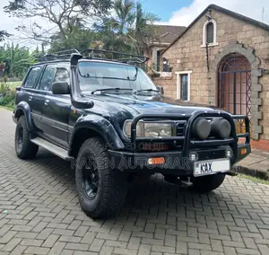 Toyota Land Cruiser 90 1997 Green