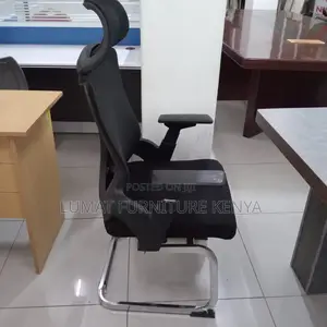 Sleek Ergonomic Waiting-Area Chair