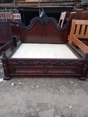 Classic Royal Carved Bed