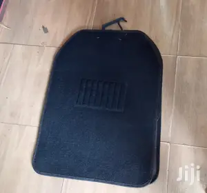 Woollen 5 Seater Car Floor Mats, Free Delivery Within Nairobi Town.