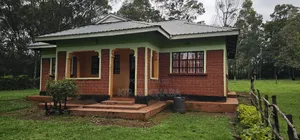 3bdrm Farm House in Mlango, Kapseret for sale