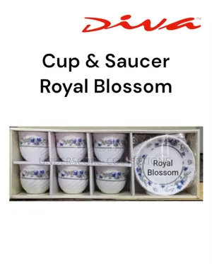 22 Cl Glass Cup and 6" Sauces
