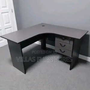 4 by 4 Feet Local Made L Shaped Desk