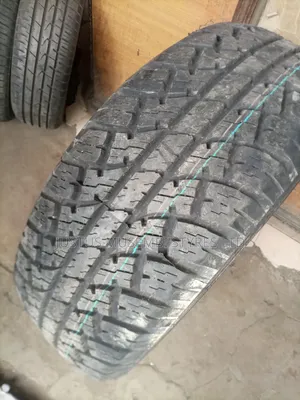 285/60r18 Maxtrek A/T Tyres