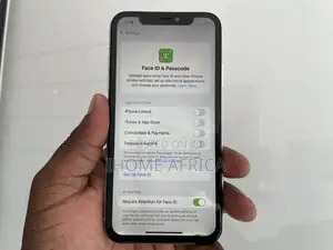 Apple iPhone 11 64 GB White